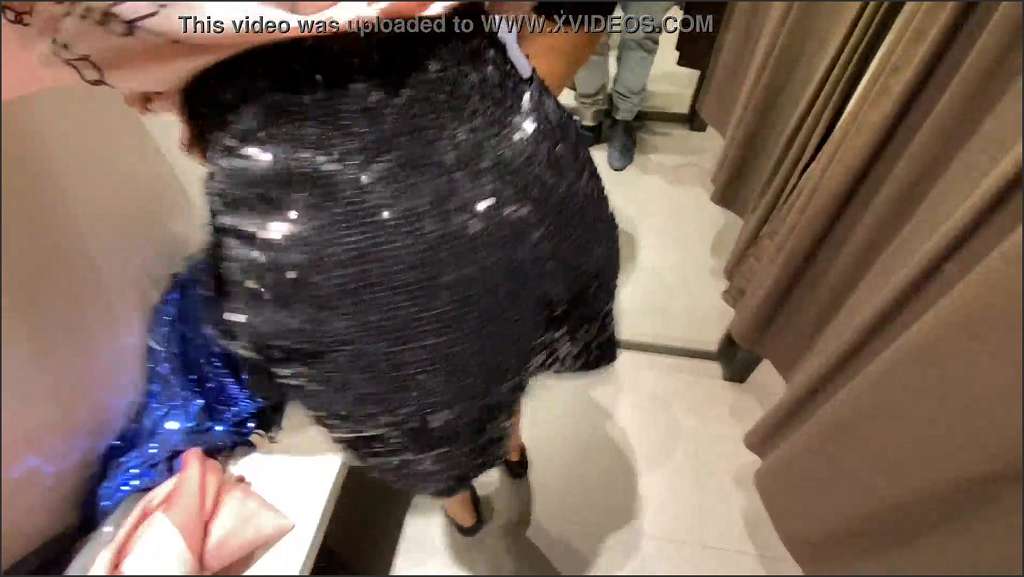 Cocksquirt lässt sich nach der Massage lecken