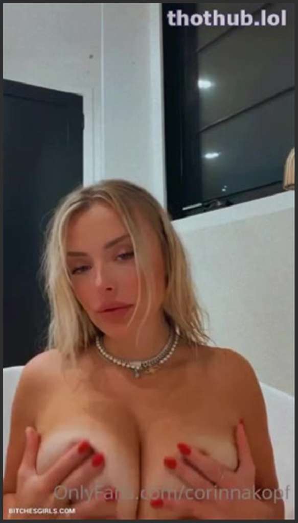 Corinna Kopf und Tyce Bune beim Dreier Fick Deluxe