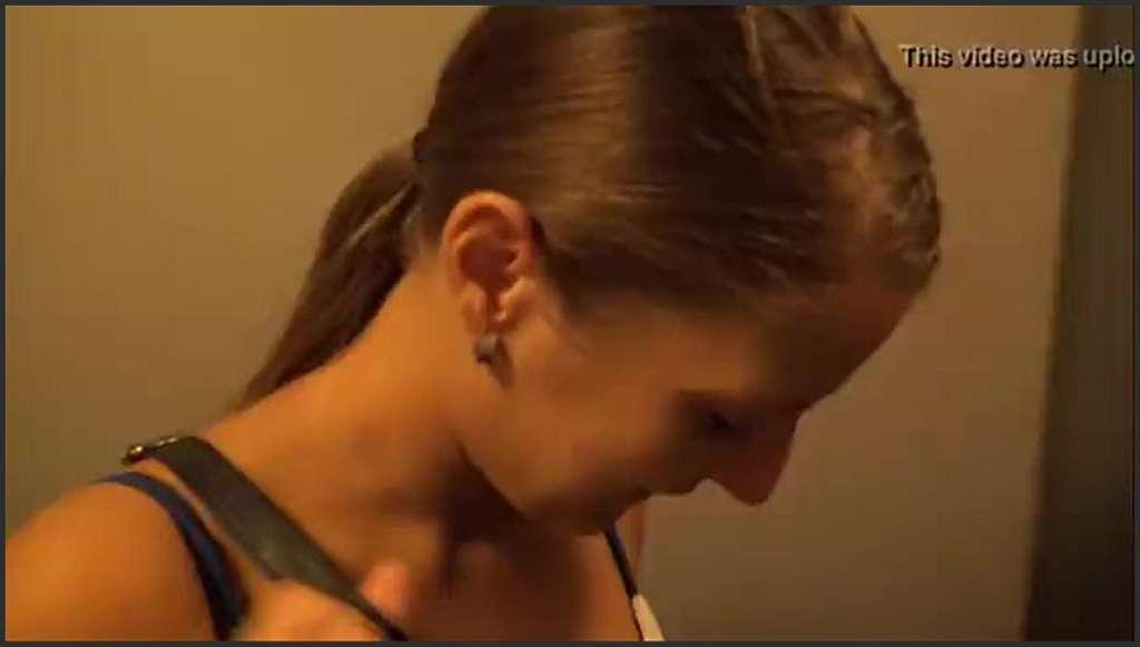 Jennifer Amton kriegt einen Fick verpasst