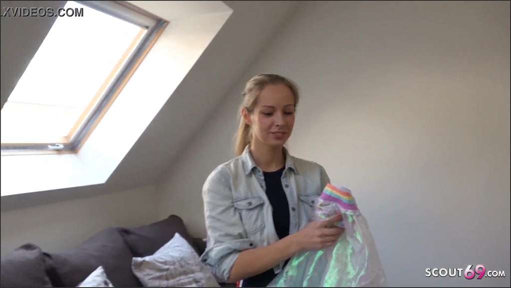 Kinuski Kakku Frau mit Titten und Schwanz