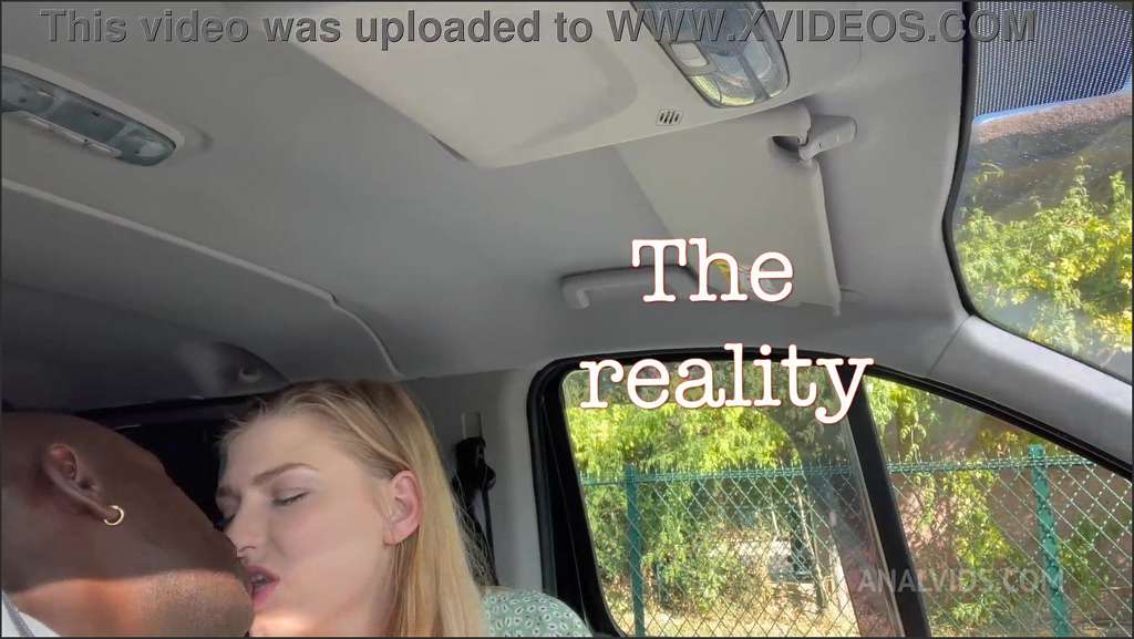 Lucy Heart und Zunge befriedigen sich die beiden blonden Lesbengirls