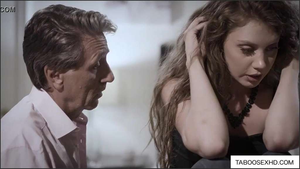 Elena Koshka Luder fingert sich die Fotze